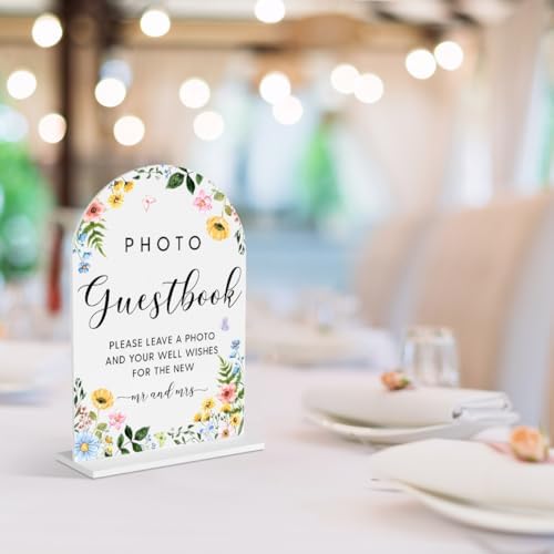 Gold Acrylic Wedding Sign 5x7 Inch Arch