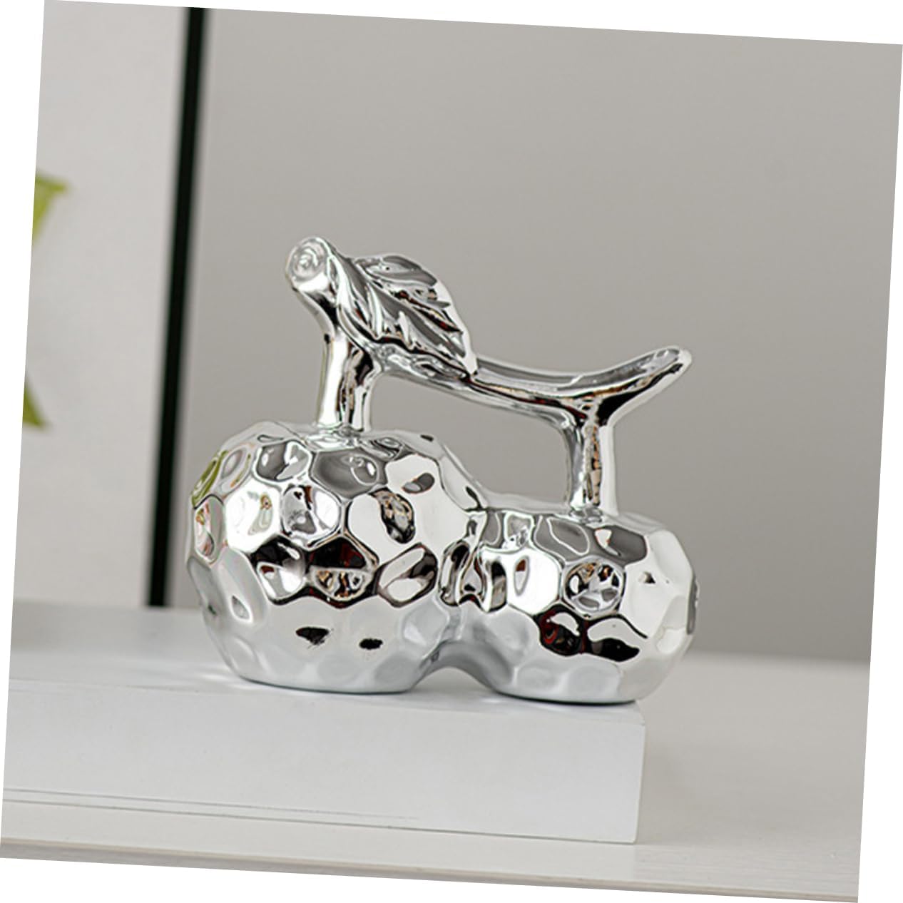 Happyyami Ceramic Cherry Statue Artificial Fruit Decor