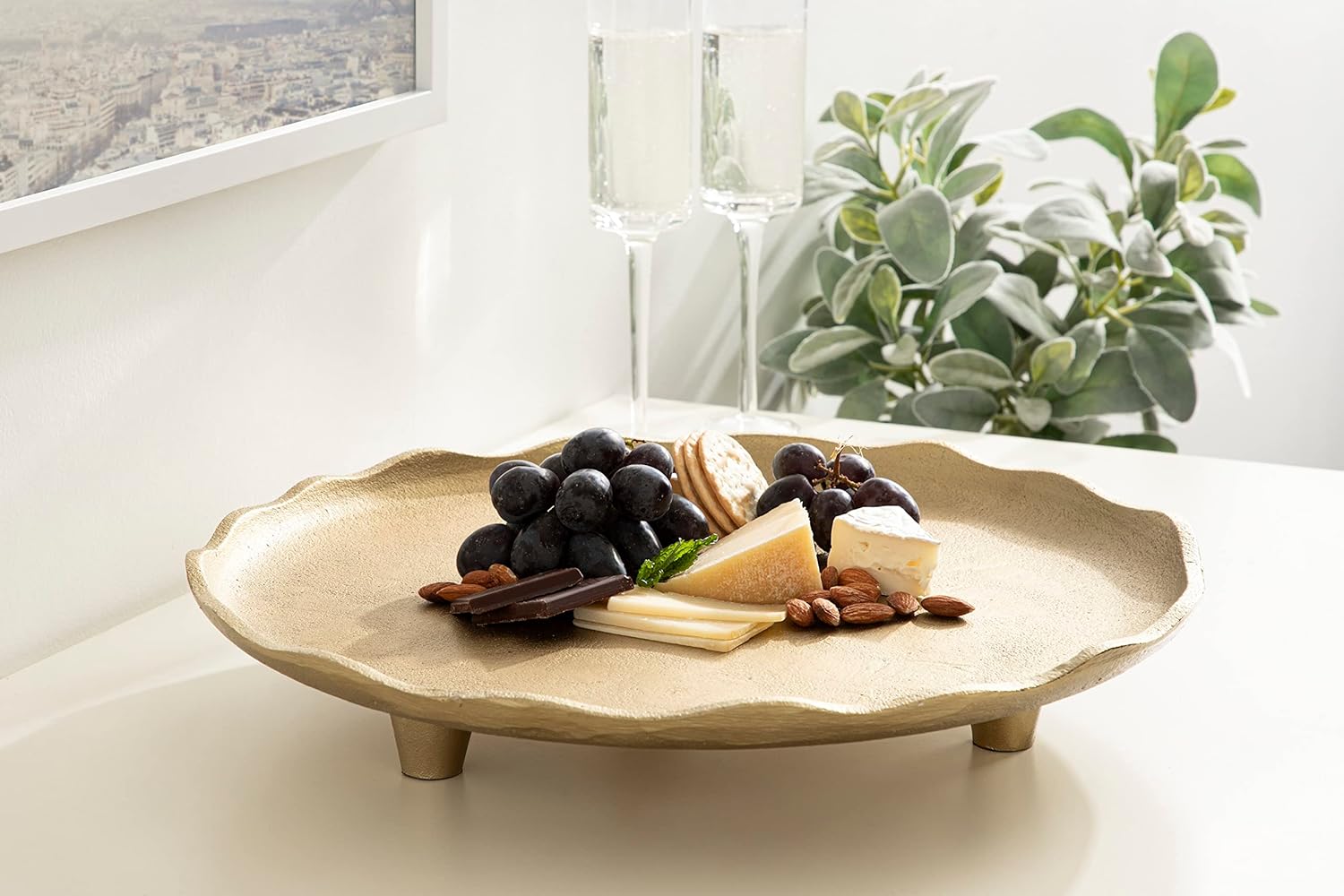 Kate and Laurel Alessia Gold Metal Tray 16 Inch Diameter