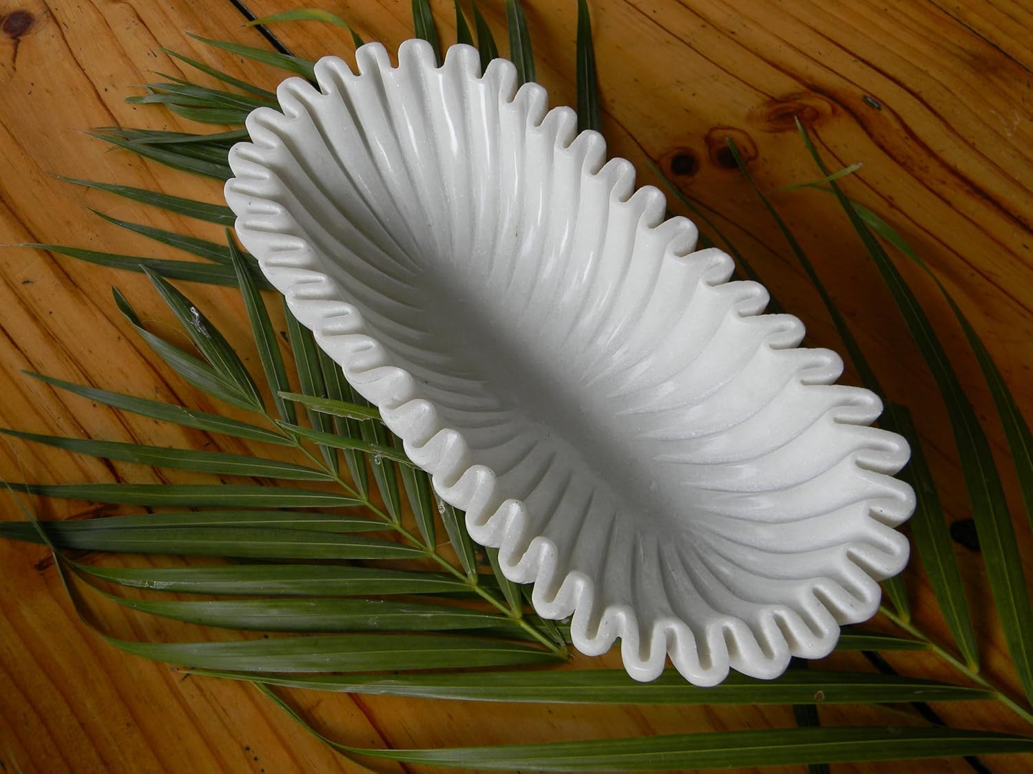 Handcrafted Marble Scallop Bowl 10 Inches White