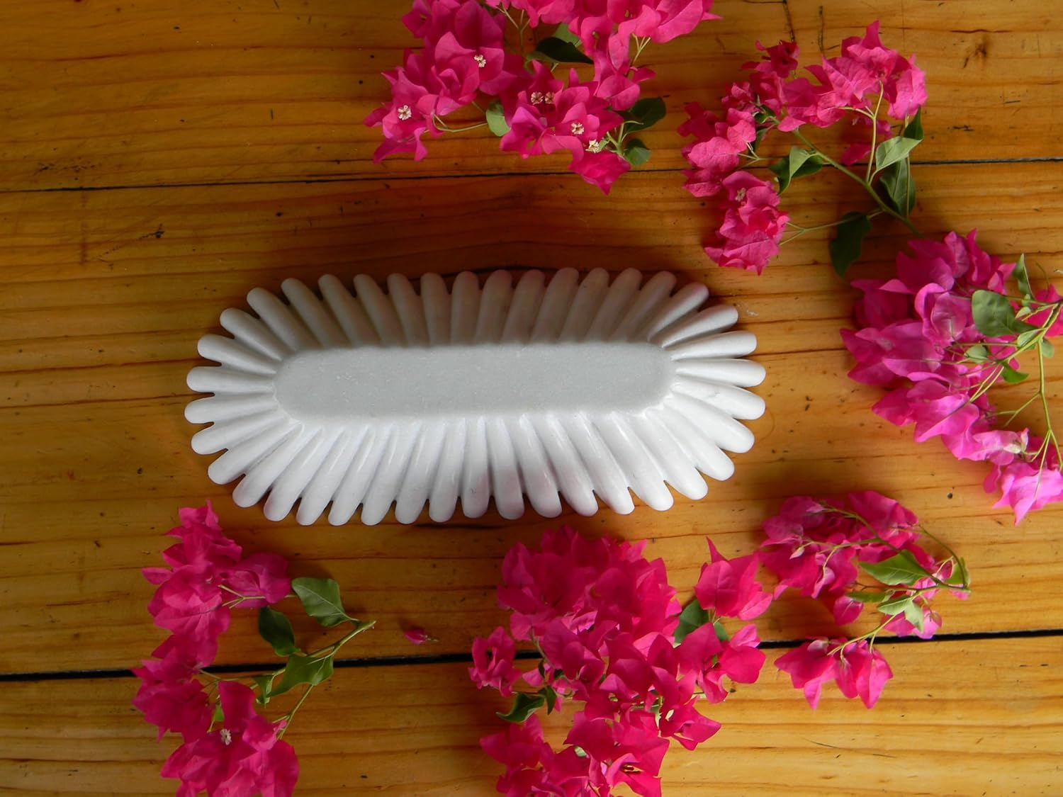 Handcrafted Marble Scallop Bowl 10 Inches White